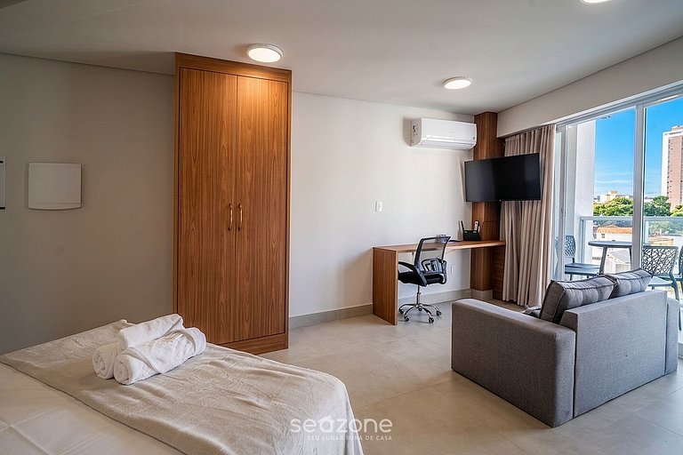 Studio c/ Varanda em Cond. c/ Piscina MSU0306