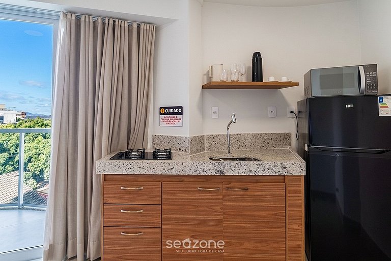Studio c/ Varanda em Cond. c/ Piscina MSU0306