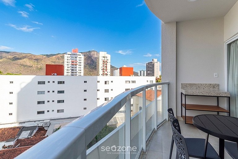 Studio c/ Varanda em Cond. c/ Piscina MSU0305