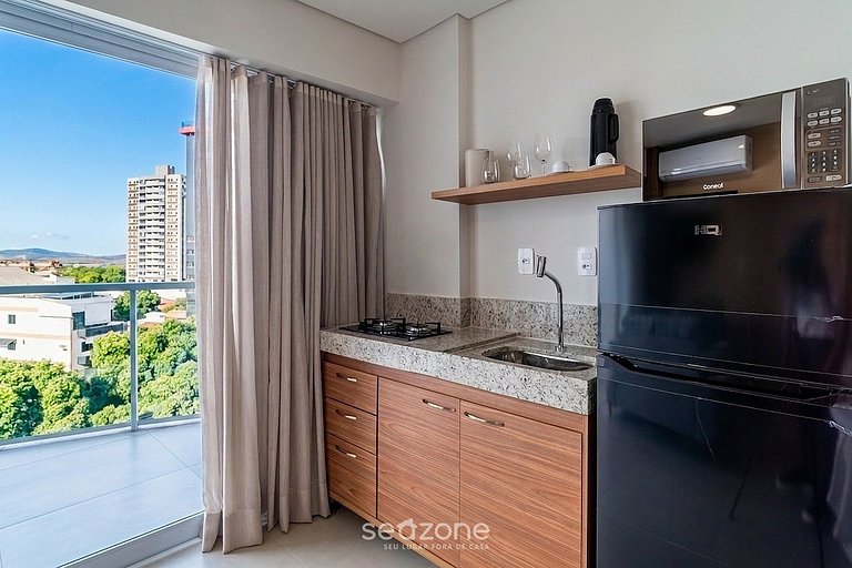 Conforto c/ Varanda em Cond. c/ Piscina MSU0504