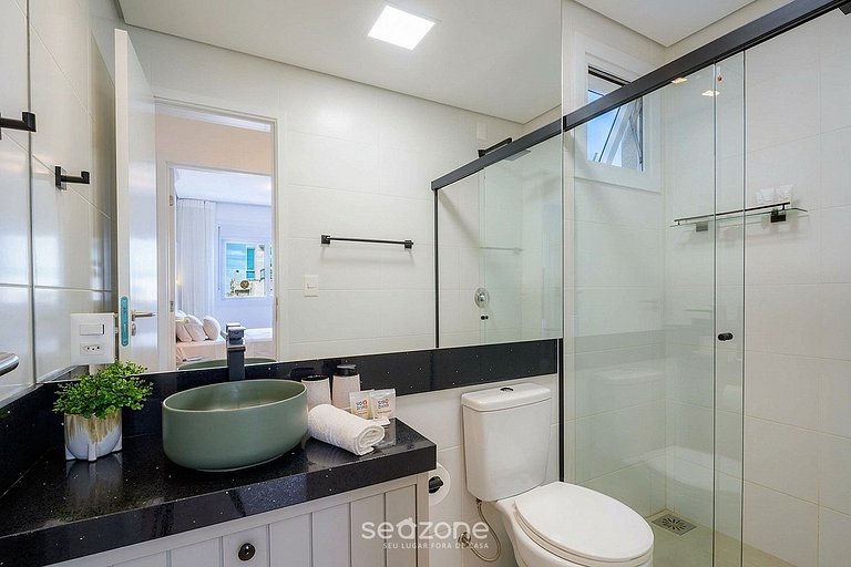 Apto. c/ Balcón en Condo. c/ Piscina SCB1223
