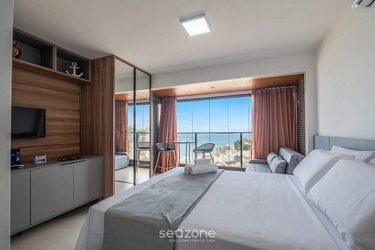 Studio em condomínio a 260 metros da praia BEA1807. Piscina