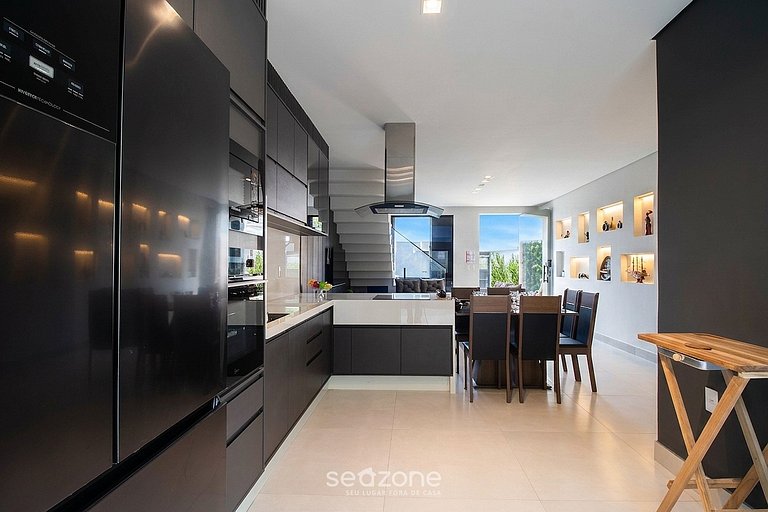 Casa Ampla c/Piscina priv. em Porto Seg. SPH0005