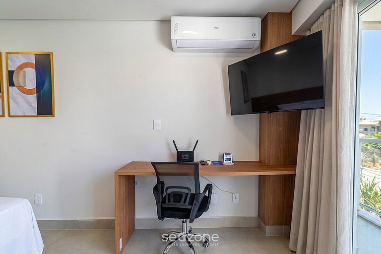 Estudio c/ Balcón en Condo. c/ Piscina MSU0604