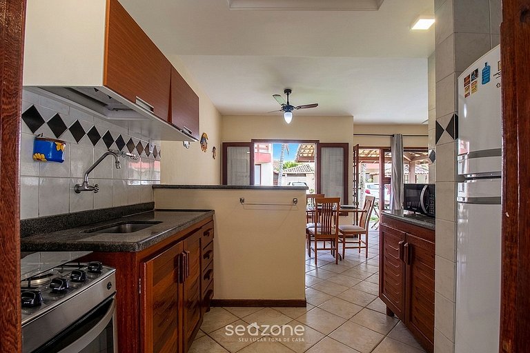 Casa Espaçosa c/ Varanda em Porto Seg. GRU0015