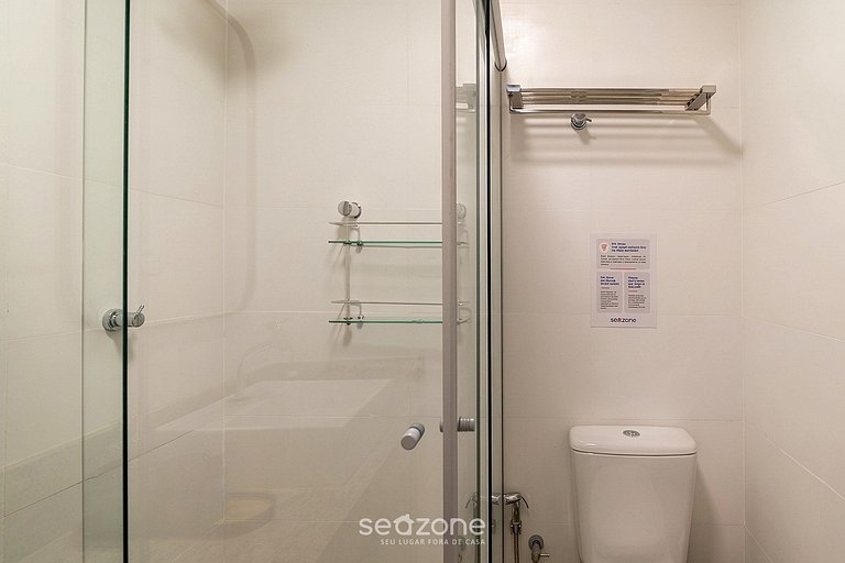 Studio c/ Varanda em Cond. c/ Piscina MSU0905
