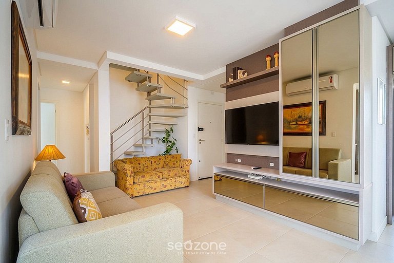 Apto. c/ Jacuzzi em Cond. c/ Piscina CMN0304