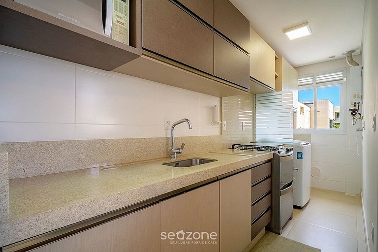 Apto. c/ Jacuzzi en Condo. c/ Piscina CMN0304