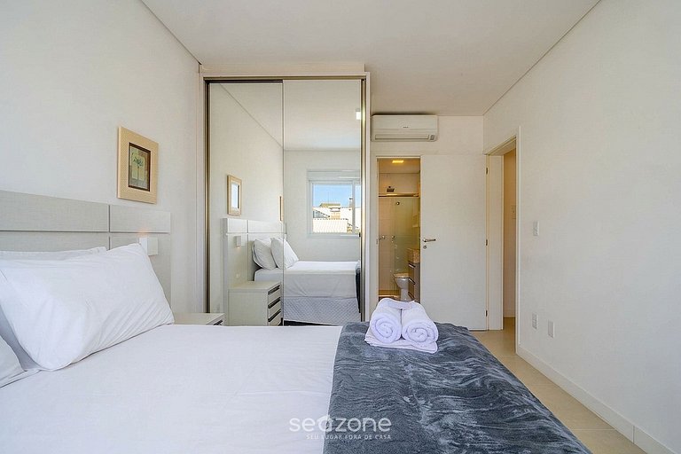 Apto. c/ Jacuzzi en Condo. c/ Piscina CMN0304