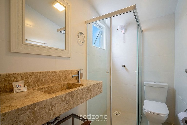 Apto. c/ Jacuzzi em Cond. c/ Piscina CMN0304