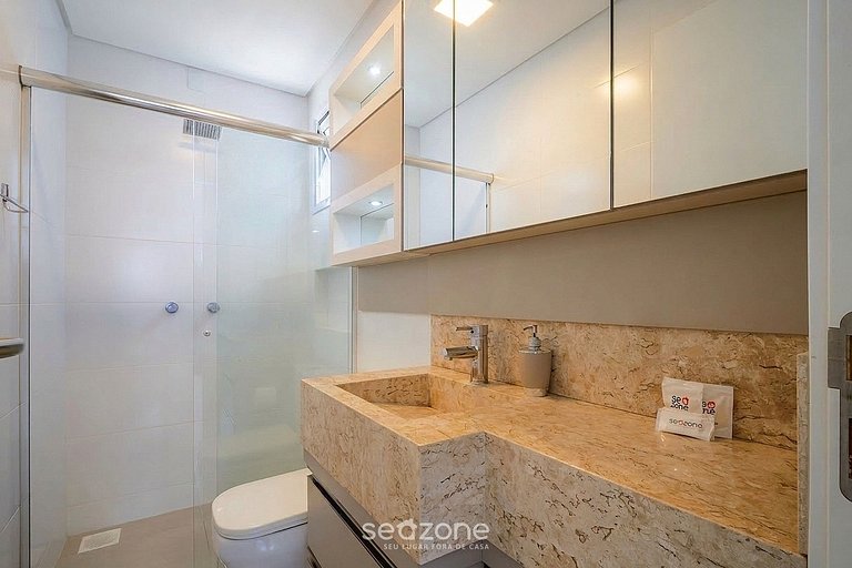 Apto. c/ Jacuzzi em Cond. c/ Piscina CMN0304