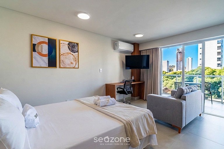 Studio c/ Varanda em Cond. c/ Piscina MSU0302