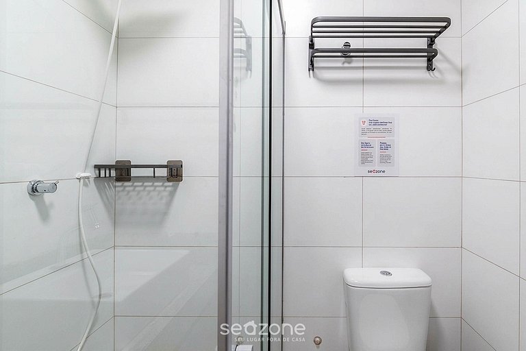 Studio c/ Varanda em Cond. c/ Piscina MSU0302