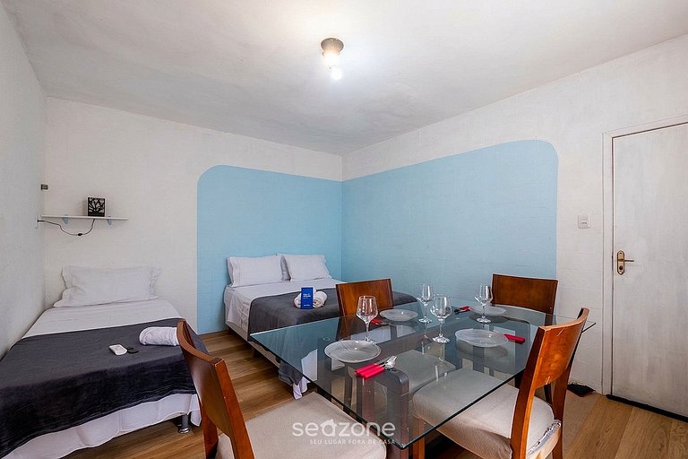 Studio c/ Varanda a 250m da Praia RAM0004