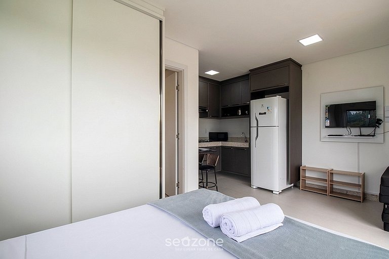 Studio em Cond. prox. a praias BIP30010