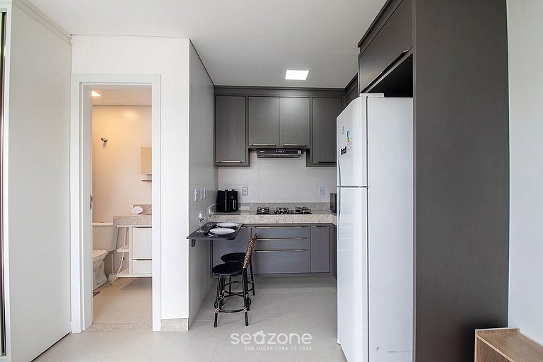 Studio em Cond. prox. a praias BIP30010