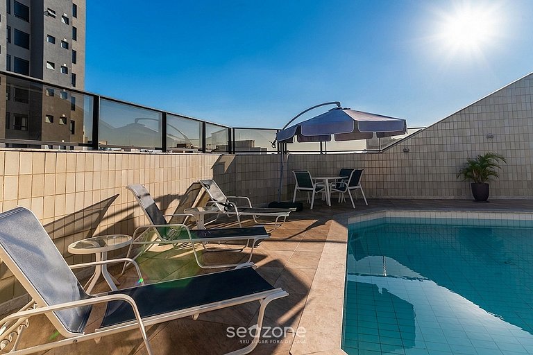 Apto. C/ piscina próx. da pça da Liberdade GUI1004