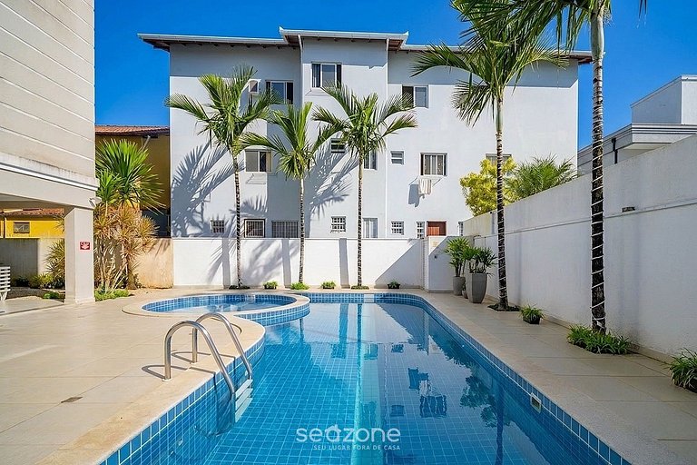 Apto. c/ Balcón en Condo. c/ Piscina RID3108