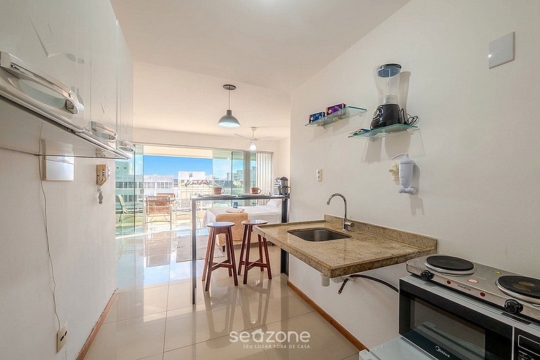 Apto. c/ Balcón en Condo. c/ Piscina SEV0406