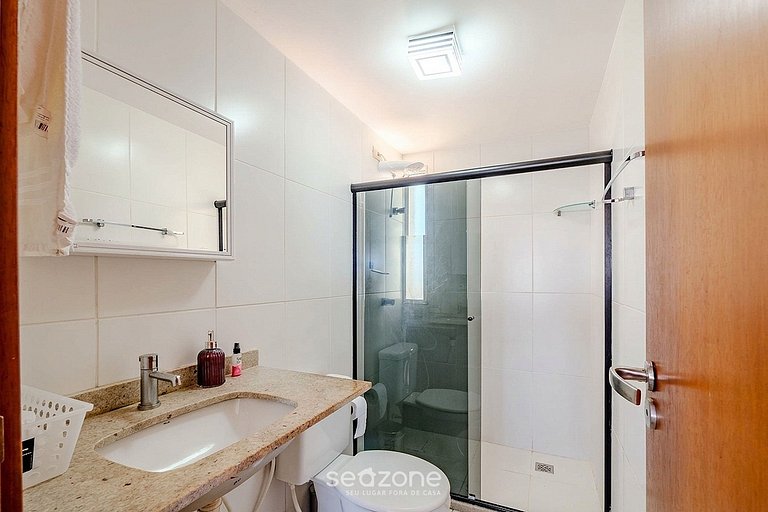 Apto. c/ Balcón en Condo. c/ Piscina SEV0406