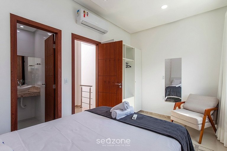 Casa em Cond. c/ Piscina e Churrasq. EDT0010