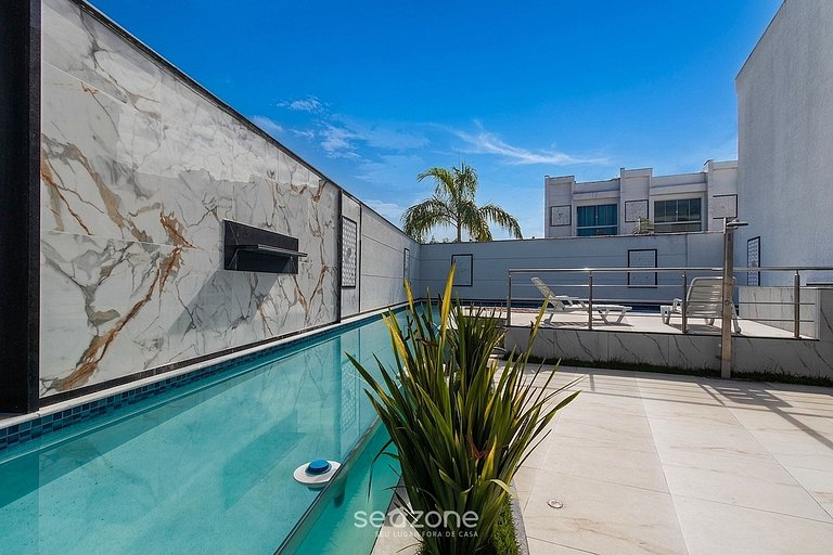 Casa em Cond. c/ Piscina e Churrasq. EDT0010