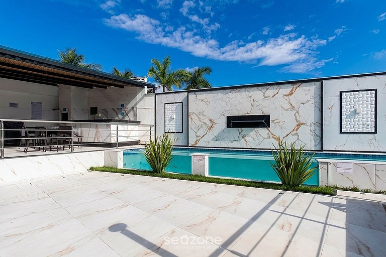 Casa em Cond. c/ Piscina e Churrasq. EDT0010