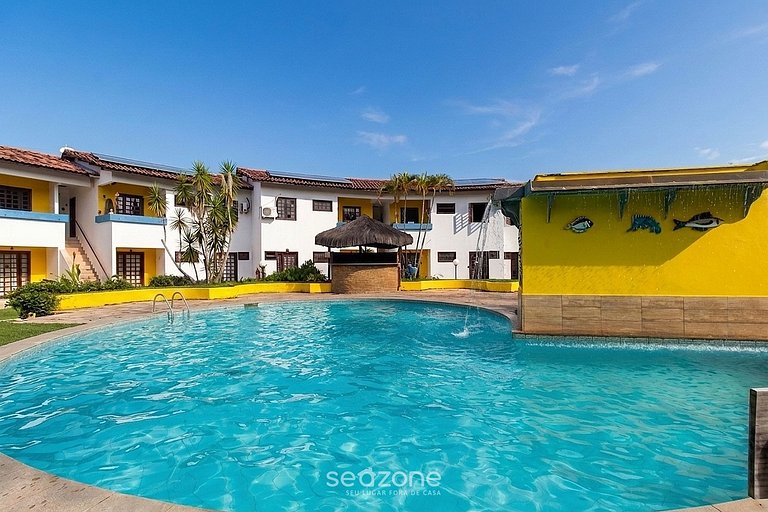 Apto. en Condo. c/ Piscina y Balcón LCE0025