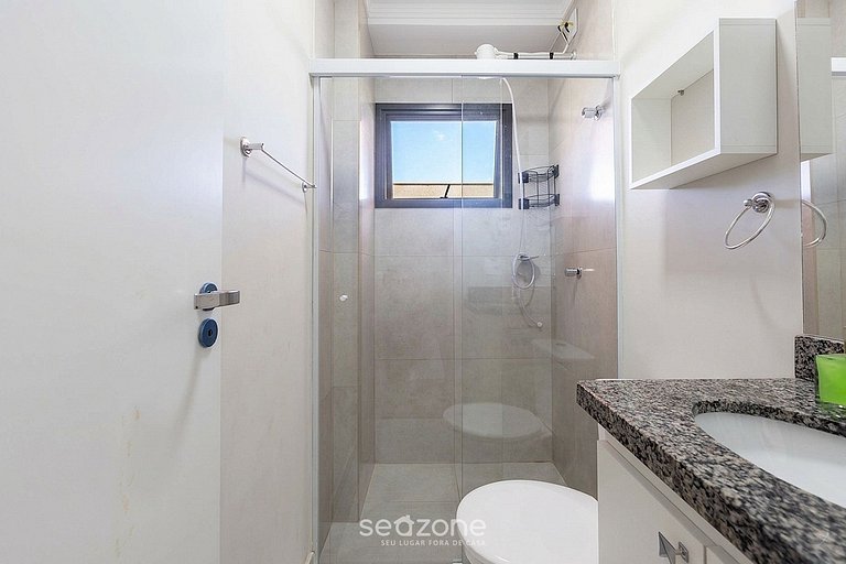 Apto. c/ Balcón y Vista Cid. en Condo. VES0010