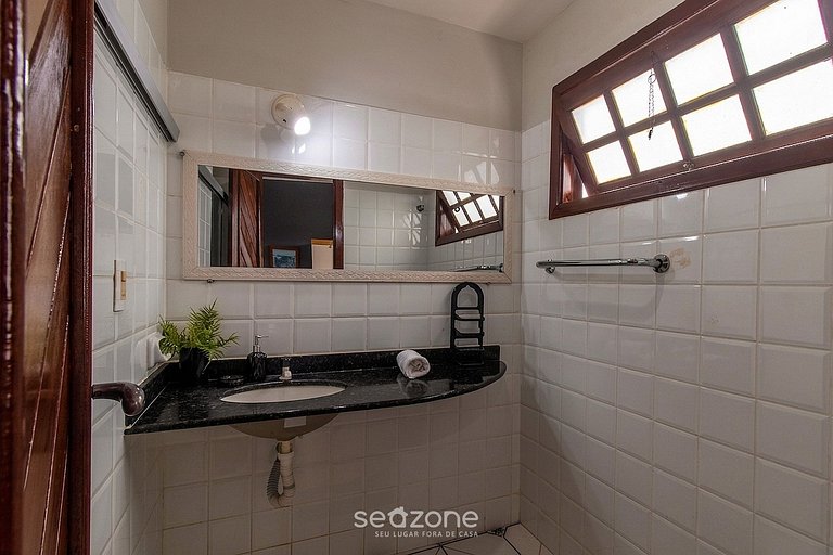 Apto. en Condo. c/ Piscina y Balcón LCE0025