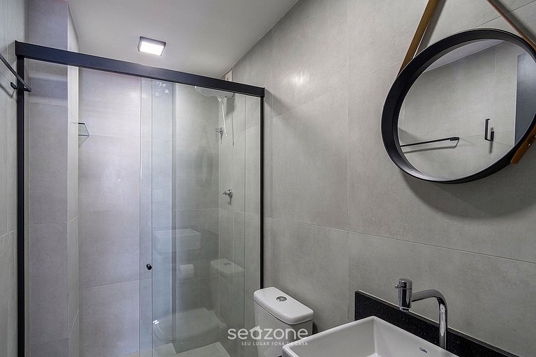 Conforto c/ Varanda em Cond. c/ Piscina FLS0306