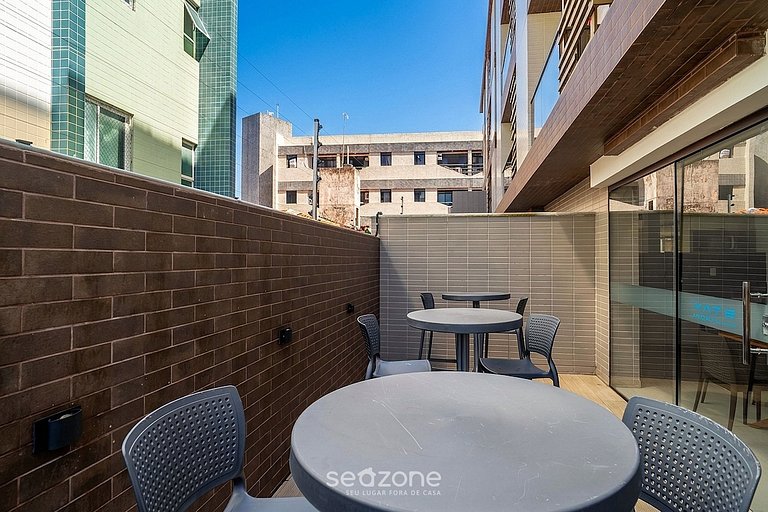 Conforto c/ Varanda em Cond. c/ Piscina FLS0306