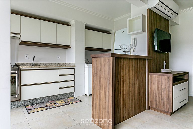 Apto con suites a 500 m de Playa Jurerê | CPJ504