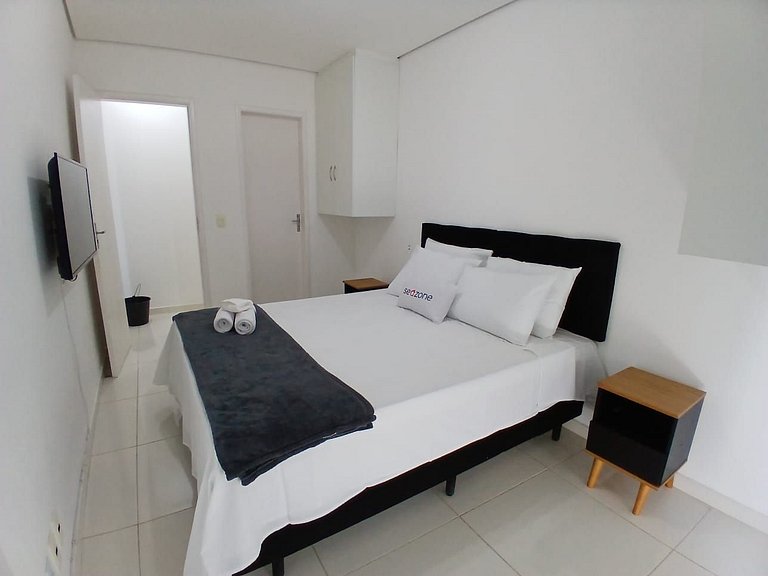 Apto. c/ Balcón, Vista Mar en Condo. KVI0405