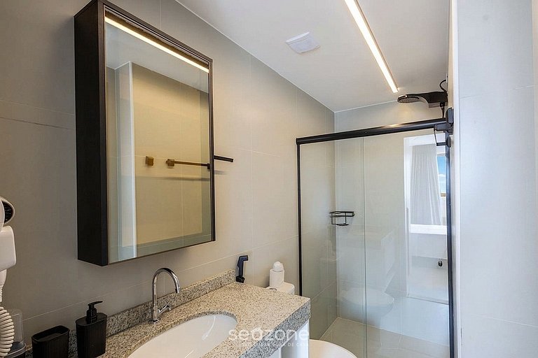 Apt c/ vista de la ciudad 150m de la playa LOE0315