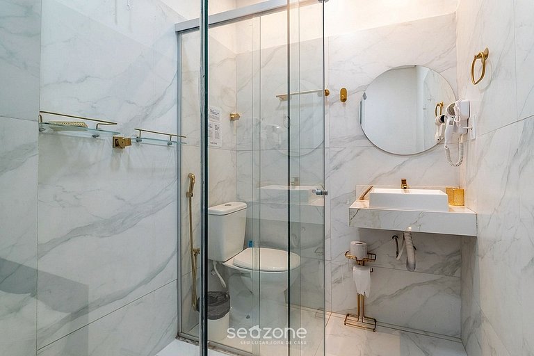 Studio em Cond. Bem localizado em GV APA1702
