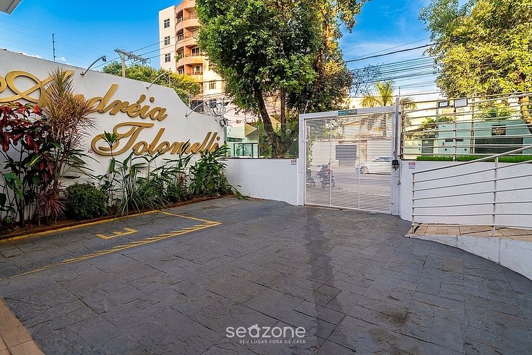 Studio em Cond. Bem localizado em GV APA1702
