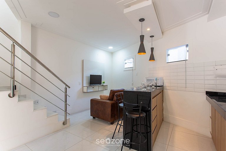 Casa en Condo. c/ Piscina y parr. FAE0002