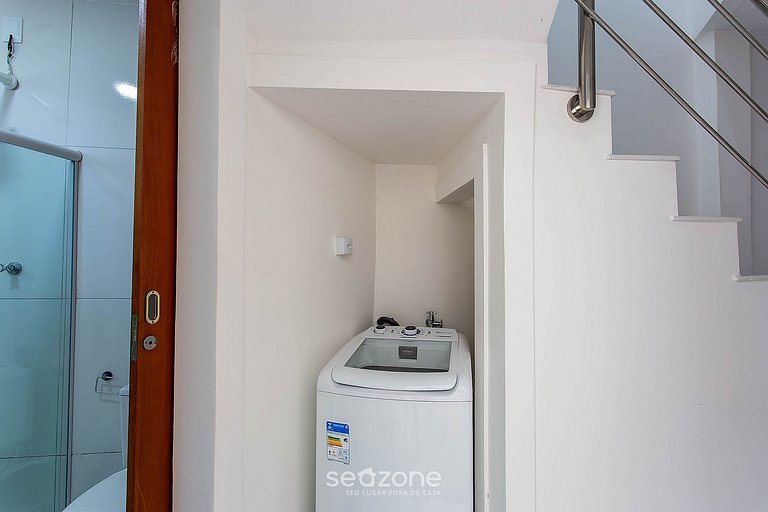 Casa em Cond. c/ Piscina e churrasq. FAE0002