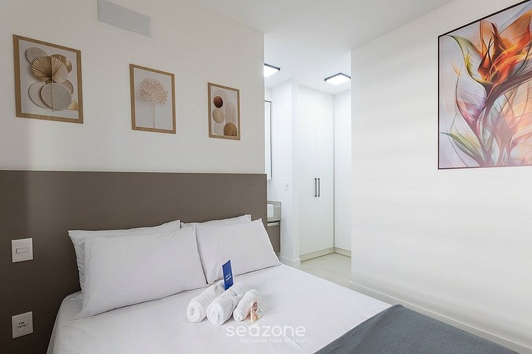 Studio c/ Varanda em Cond. c/ Piscina SRU0505
