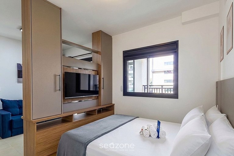 Studio c/ Varanda em Cond. c/ Piscina SRU0505