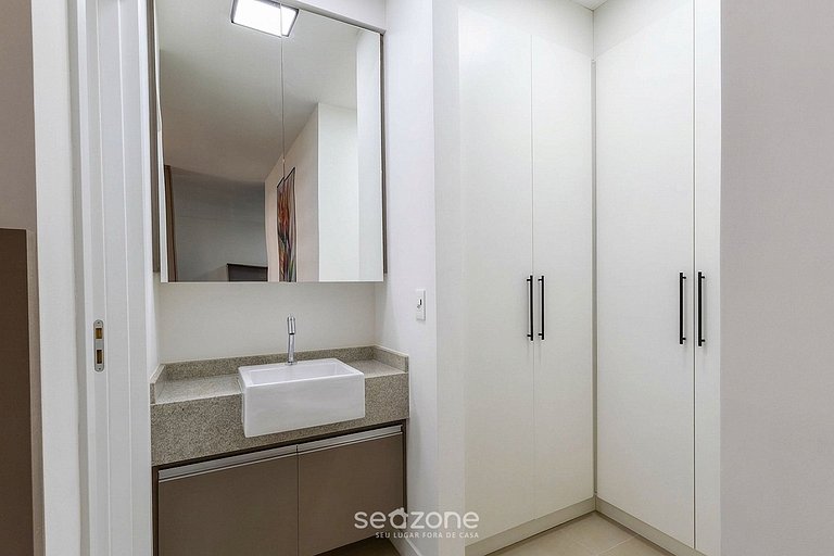 Studio c/ Varanda em Cond. c/ Piscina SRU0505