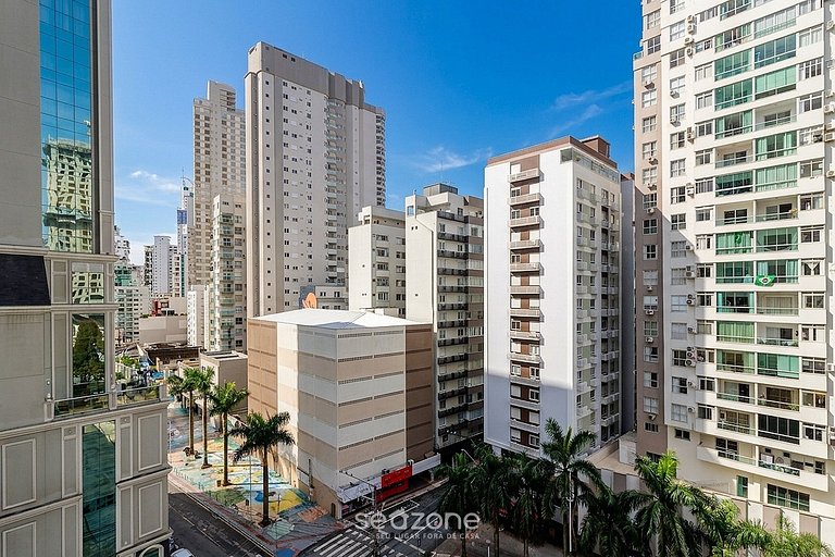 Apto. c/ Varanda e Vista Mar MBN1003