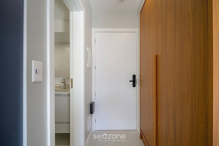 Studio em Cond. c/ Piscina e Vista Cid. OGD0804