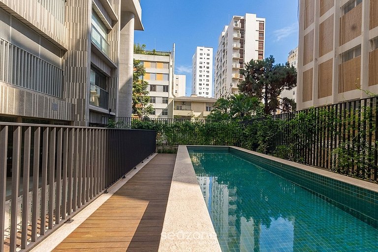 Studio c/ Varanda em Cond. c/ Piscina SOJ0057