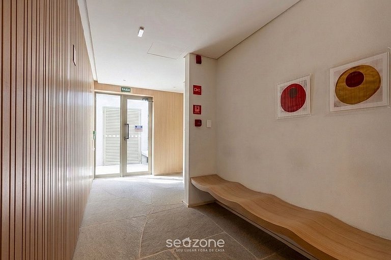 Apto. c/ Balcón en Condo. c/ Piscina SOJ0057