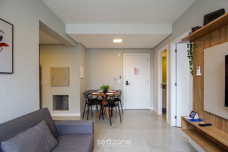Apto en Condominio c/ Piscina y Garaje | MCP1104