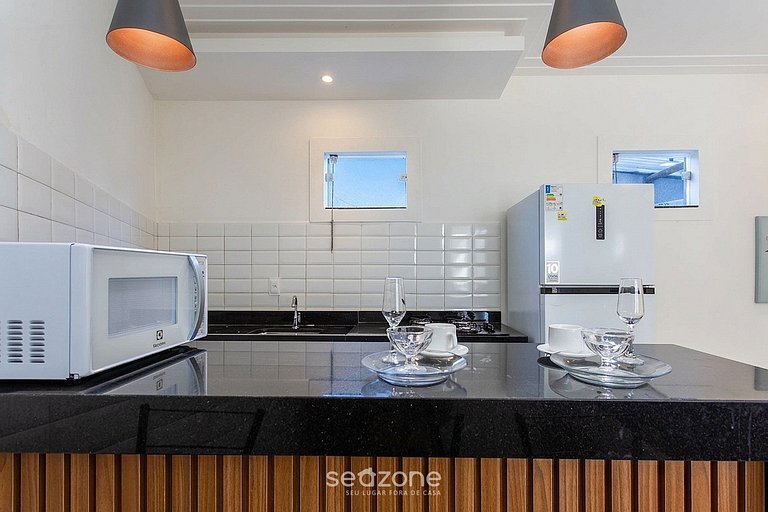 Casa em Cond. c/ Piscina e churrasq. FAE0001