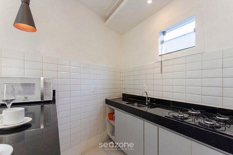Casa em Cond. c/ Piscina e churrasq. FAE0001