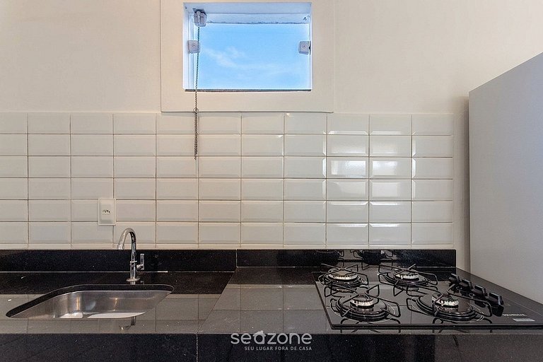 Casa em Cond. c/ Piscina e churrasq. FAE0001